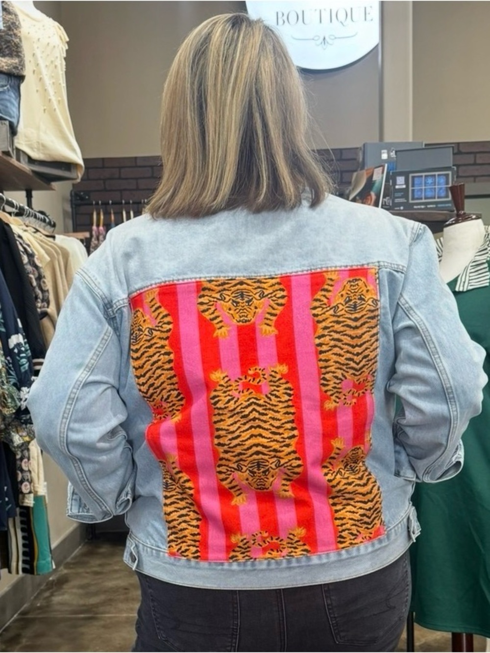 Tiger Patch Jean Jacket - Picture 6 of 6